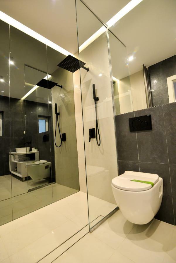Ale's In The Center Apartament Bucureşti